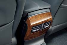 リアベンチレーション