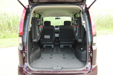 日産 セレナのシートアレンジ