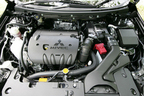 2.0L MIVEC DOHC 16バルブエンジン
