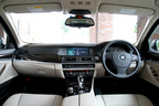 新型BMW523iツーリング