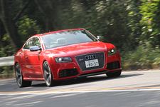 アウディ RS5