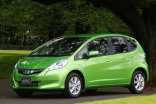 フィットハイブリッド