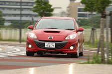 マツダスピードアクセラ