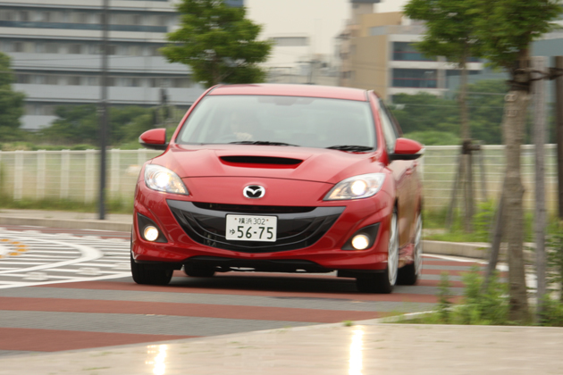 マツダスピードアクセラ