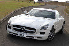 メルセデス・ベンツ SLS AMG