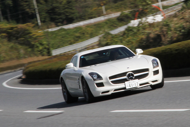 メルセデス・ベンツ SLS AMG