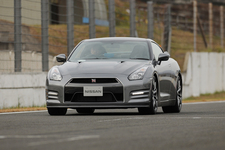 日産 GT-R 2011年モデル