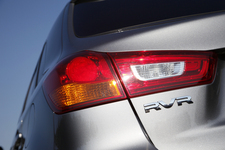 三菱 RVR G（4WD）