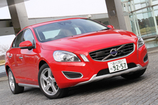 ボルボ 新型S60