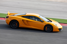 マクラーレン MP4-12C