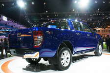 フォード・レンジャー