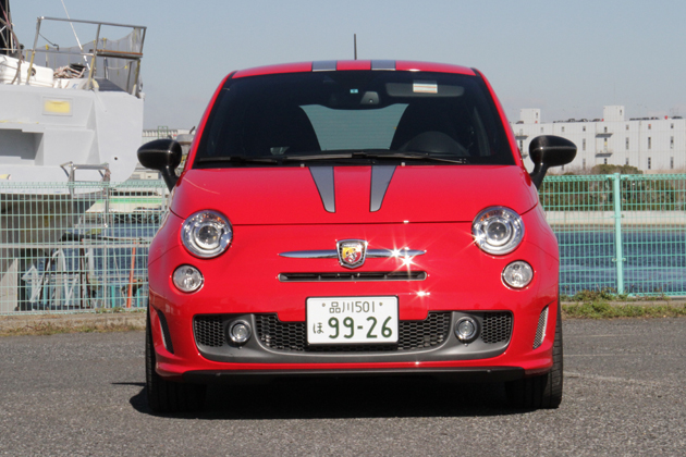 アバルト695 トリブートフェラーリ 試乗レポート／石川真禧照(1