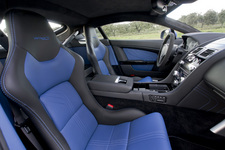 アストンマーティン V8 ヴァンテージS