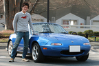 小河諒選手と愛車の「マツダ ロードスター」