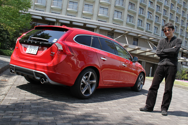 VOLVO V60 R-Design