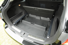 トヨタ 新型アベンシスワゴン