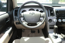 トヨタ タンドラ