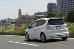 無限フィットハイブリッド 走行イメージ