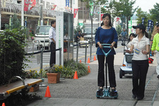 トヨタ ウィングレットの実走行テスト風景（豊田市）