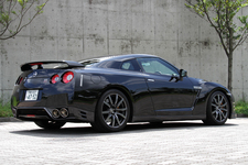 GT-R 2011モデル Black Edition