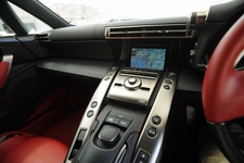 LEXUS LFA ナビゲーションシステムとリモートタッチコントローラ