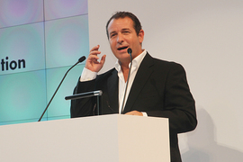 VGJ代表取締役社長のゲラシモス・ドリザス氏