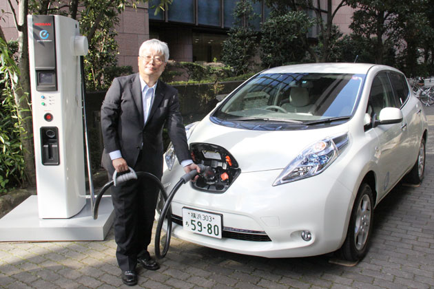 日産、電気自動車向けの「新型急速充電器」を開発|【業界先取り】業界