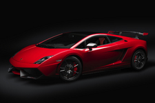 ランボルギーニ、「ガヤルド LP570-4 スーパートロフェオ ストラダーレ