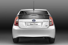 トヨタ 新型「プリウス」[マイナーチェンジ版・欧州仕様車]　リアエンド
