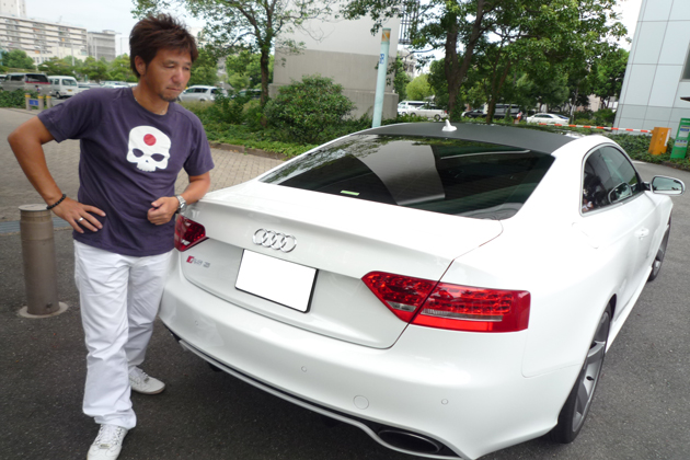 GAMISAN選手と愛車アウディRS5