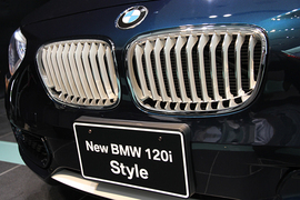 BMW 新型1シリーズ（新型116i Style）