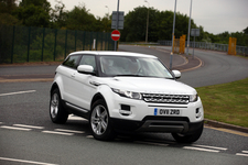 ランドローバー・レンジローバー イヴォーク