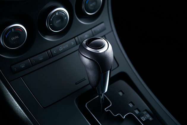 マツダ 新型 アクセラ SKYACTIV専用シフトノブ