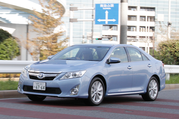 トヨタ カムリハイブリッド 試乗レポート 渡辺陽一郎 2 5 徹底検証 11年新型車種ー試乗レポート Mota