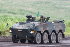 陸上自衛隊（96式装輪装甲車）