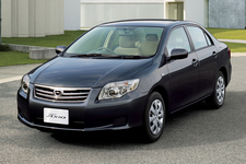 トヨタ カローラアクシオ特別仕様車「X HID エクストラリミテッド」