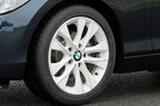 BMW NEW 120i Style　17インチホワイト アロイホイール