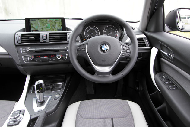 BMW NEW 120i Style