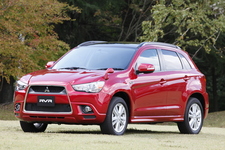 三菱 新型MIVECエンジン+オートストップ&ゴー(AS&G)搭載