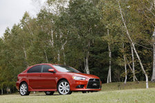 三菱 新型 ギャラン フォルティス スポーツバック