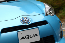 トヨタ アクア（AQUA）