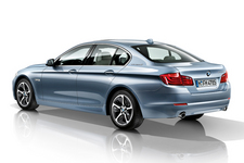 ニューBMW ActiveHybrid 5（アクティブハイブリッドファイブ）