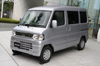 三菱 新型 MINICAB(ミニキャブ) バン ブラボー