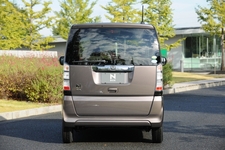 ホンダ N BOX G・Lパッケージ リア周り