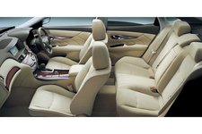 日産 フーガ ハイブリッド「Aパッケージ」　インテリア