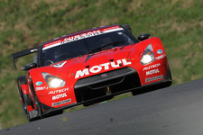 MOTUL AUTECH GT-R（2011 SUPER GT GT500参戦車）
