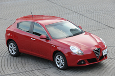 アルファロメオ ジュリエッタ
