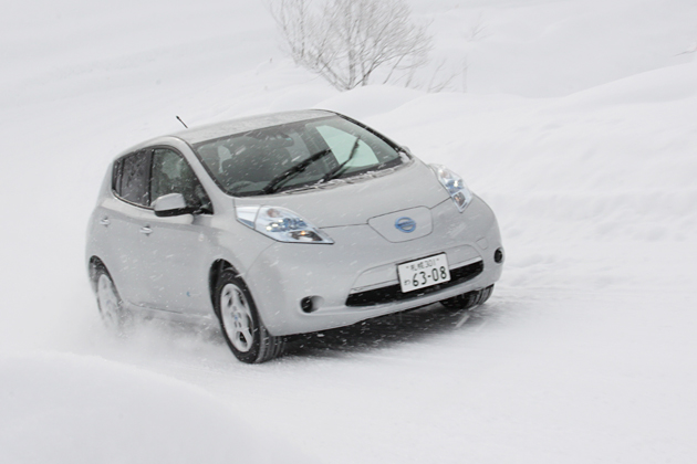 日産 リーフ 雪上試乗レポート／飯田裕子