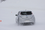 日産 リーフ 雪上走行イメージ