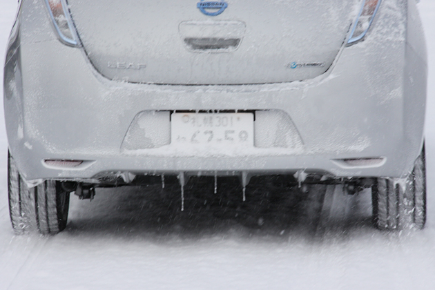 日産 リーフ 雪上走行イメージ